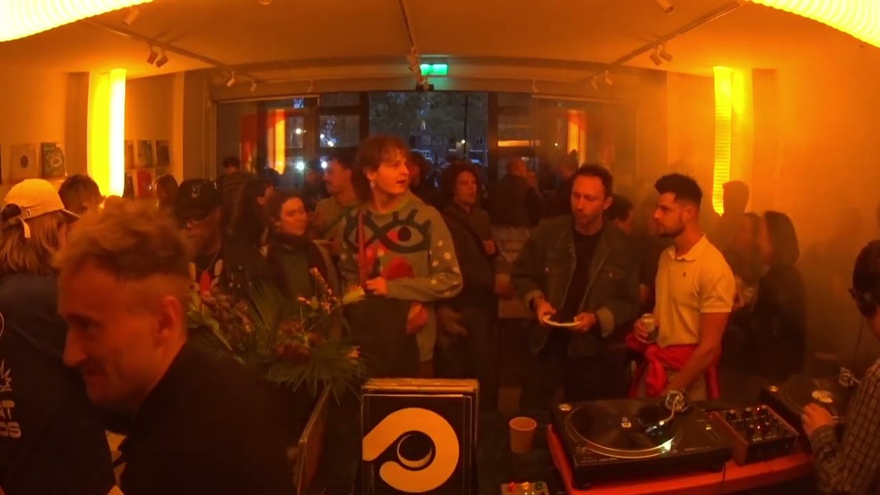 Tan | Offbeat Records new Store in-store 11.10.2025