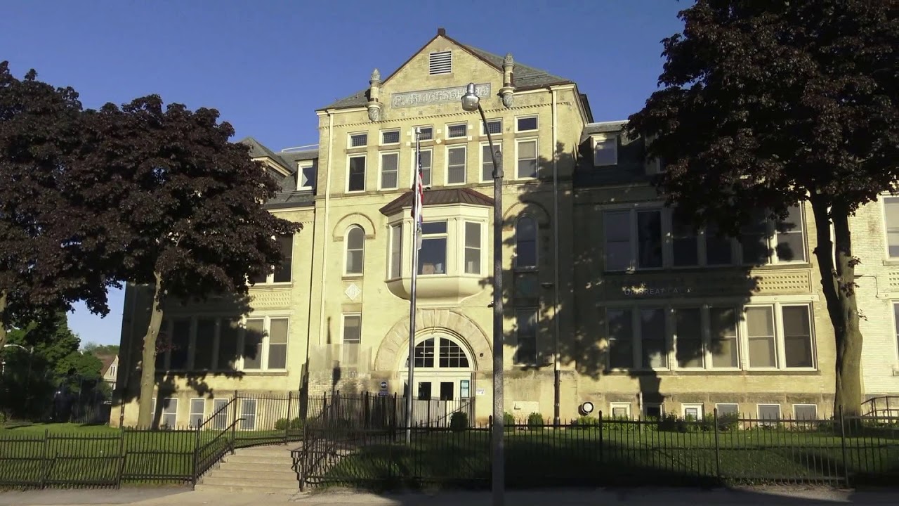 My Milwaukee #1 - The Bay View Neighborhood Part 1