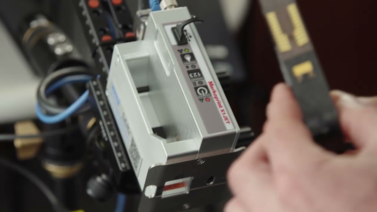How to Install and Remove Ink Cartridge