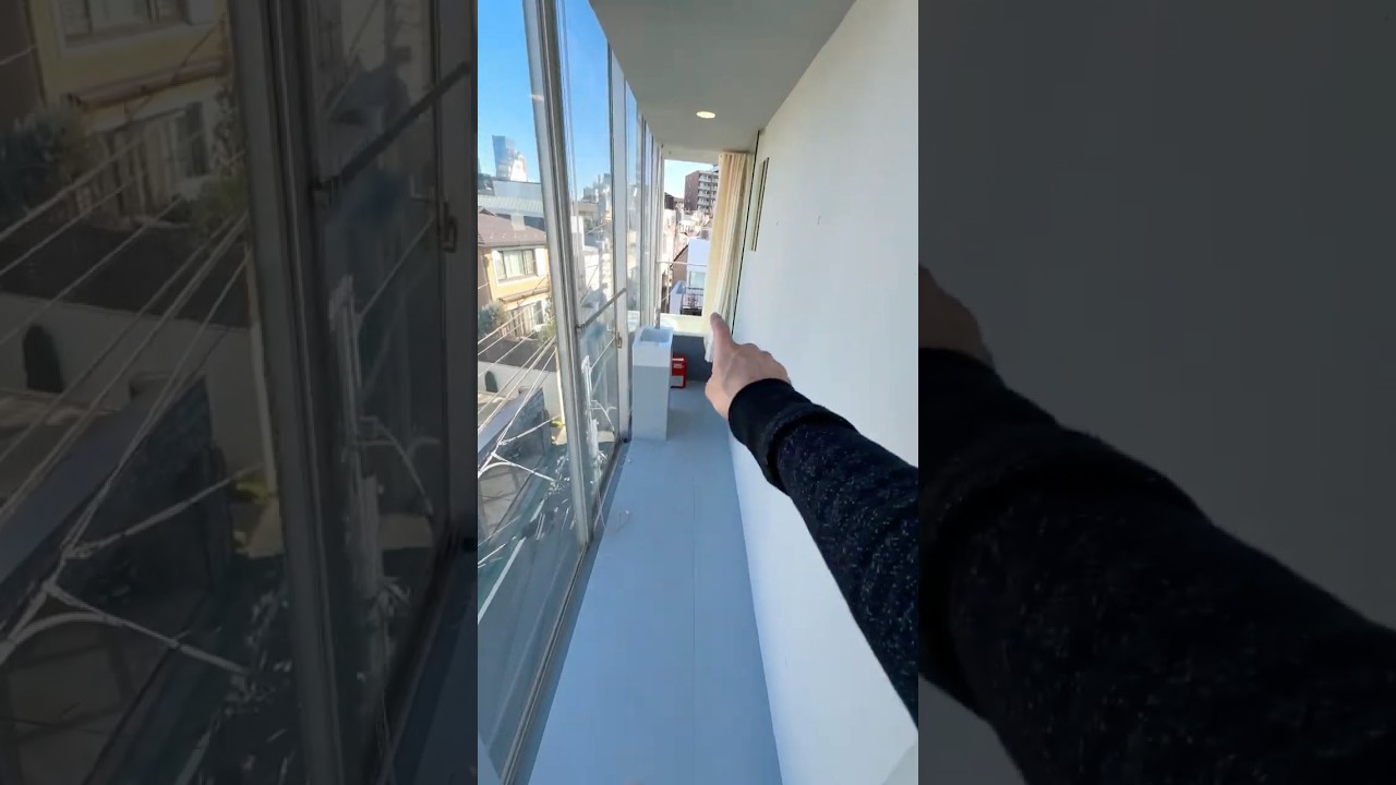 Inside Tokyo&rsquo;s CRAZIEST Tiny Apartment