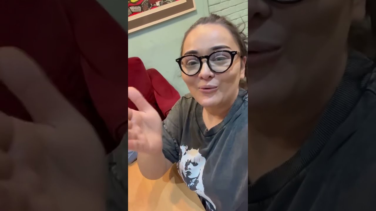 لعبة الاسئلة و الأجوبه و محمود السيد مش طايقني 😂😂