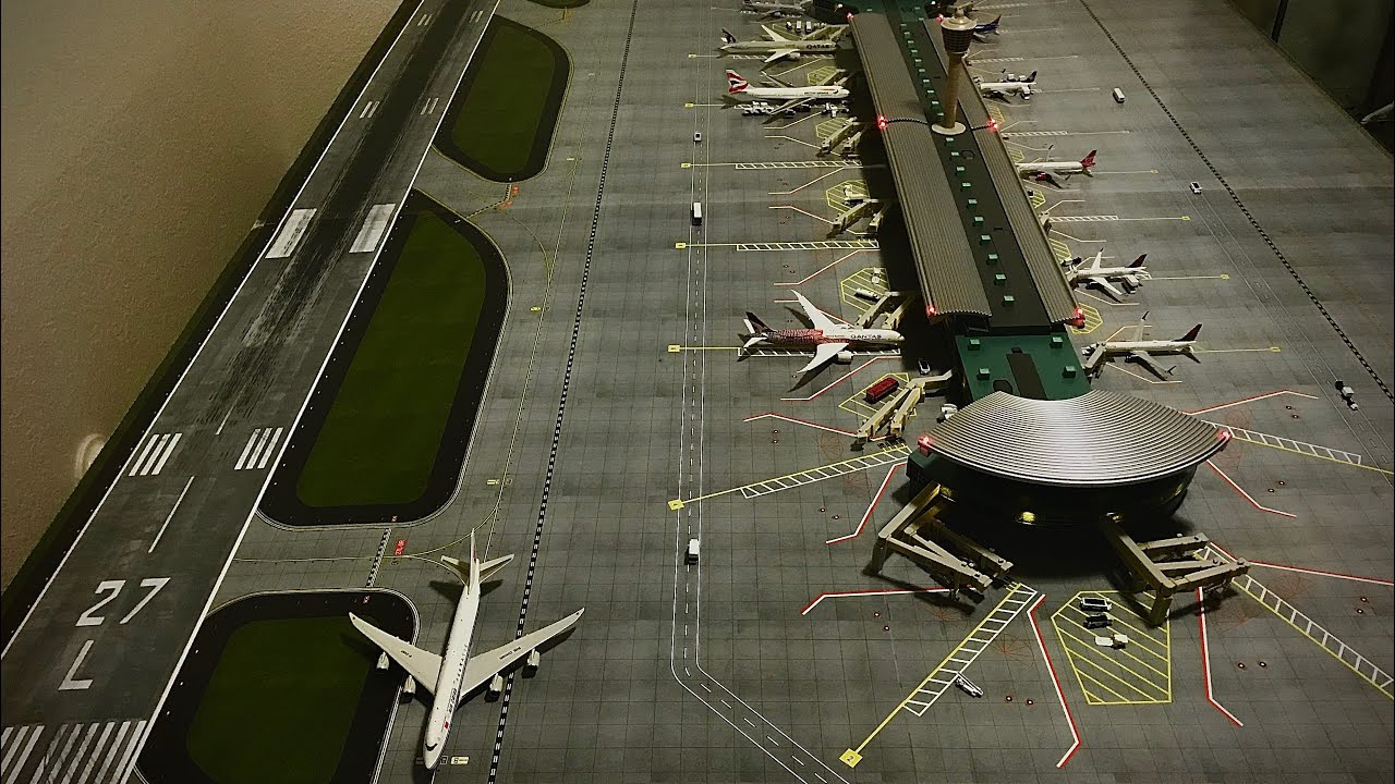Gemini Jets Airport Update #10 (Flight cancellations, empty gates, and much more!)