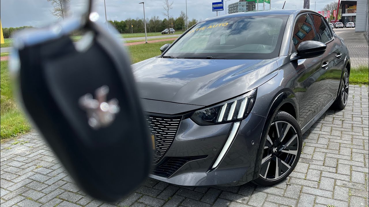 2021 Peugeot 208 GT Pack 1.2 PureTech 101 hp | Platinum Grey |