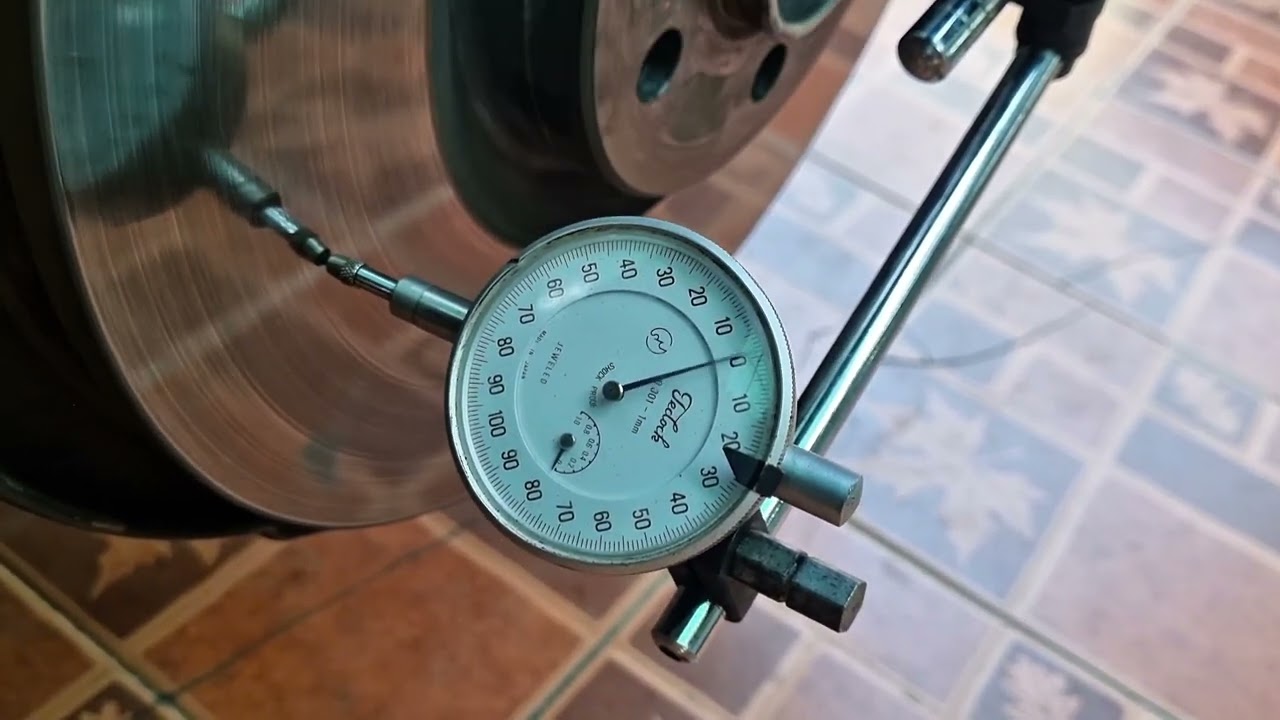 เช็คอาการเบรคสั่นนิดๆดึงซ้ายหน่อยๆที่ความเร็วต่ำๆ ด้วยDial gauge 1/1000 // Volvo XC90 GEN2