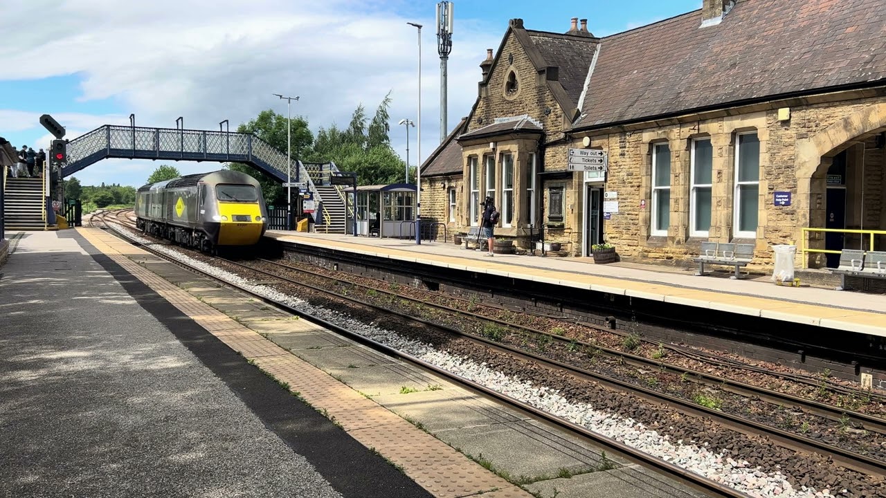 43321 + 43357 Colas Railfreight pass through Mexborough railway station 