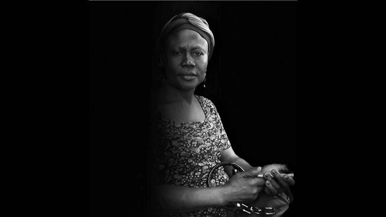 SUCCÈS MONIQUE YOUMANGOMO