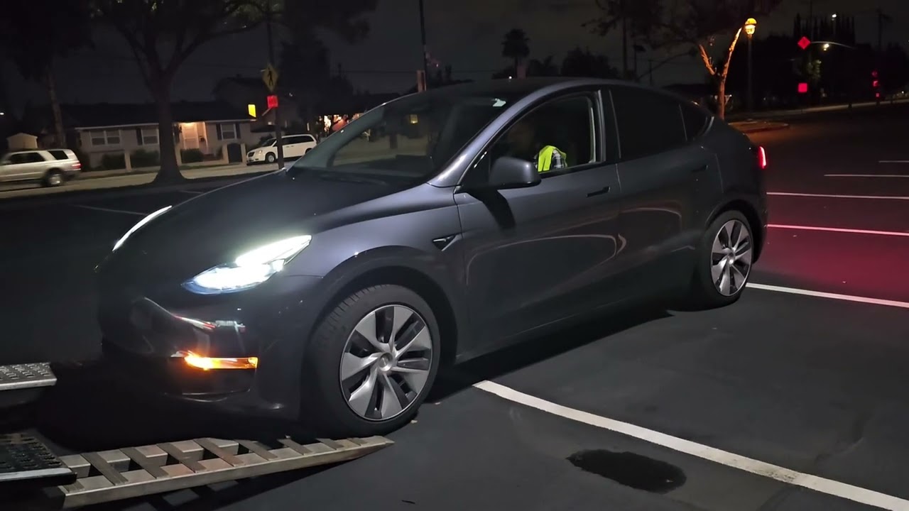 20260106 Vincent Tesla Packed on the Auto Carrier 