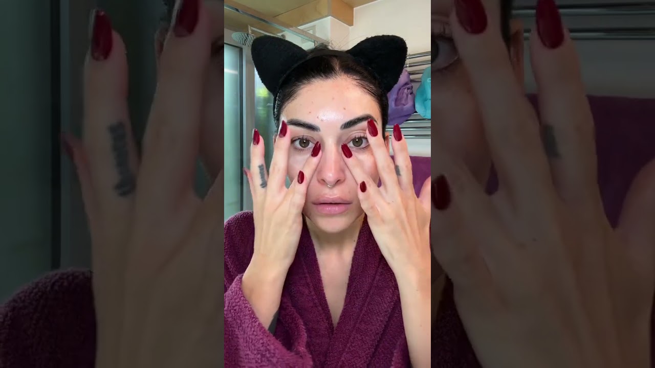 Skincare ASMR