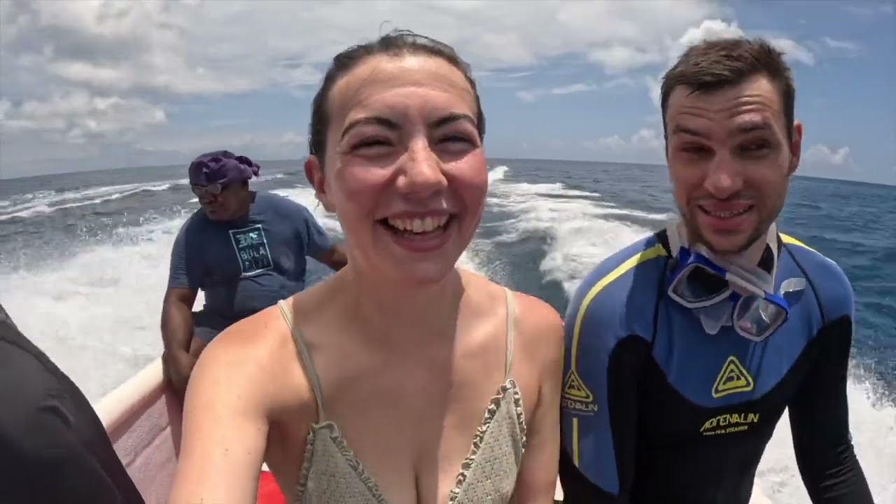 FIJI: Barefoot Kuata Island with bull shark dive