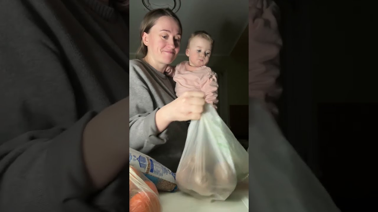 Ура ми її купили. Улюблена вечеря Машулі