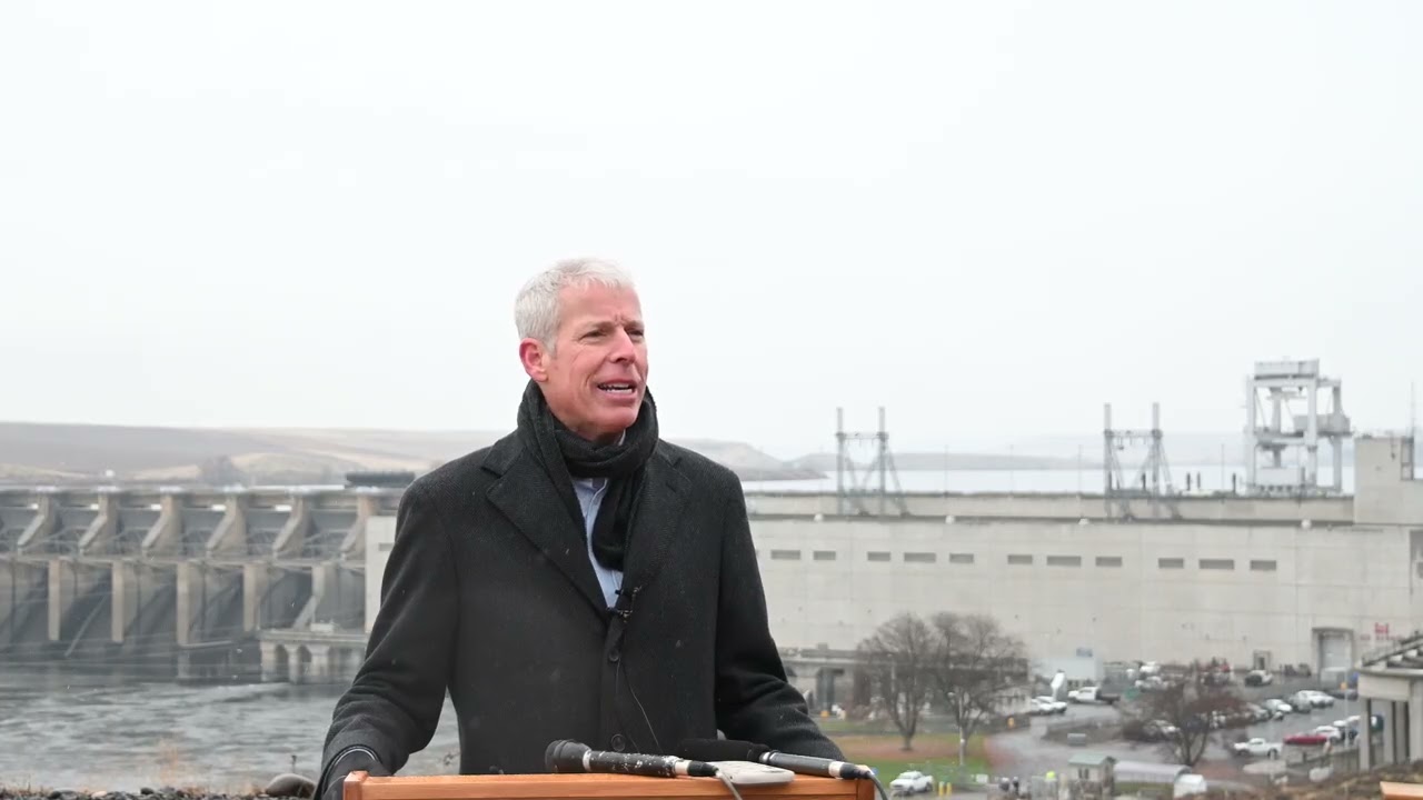 Secretary Wright Hosts Ice Harbor Press Conference - December 4, 2025