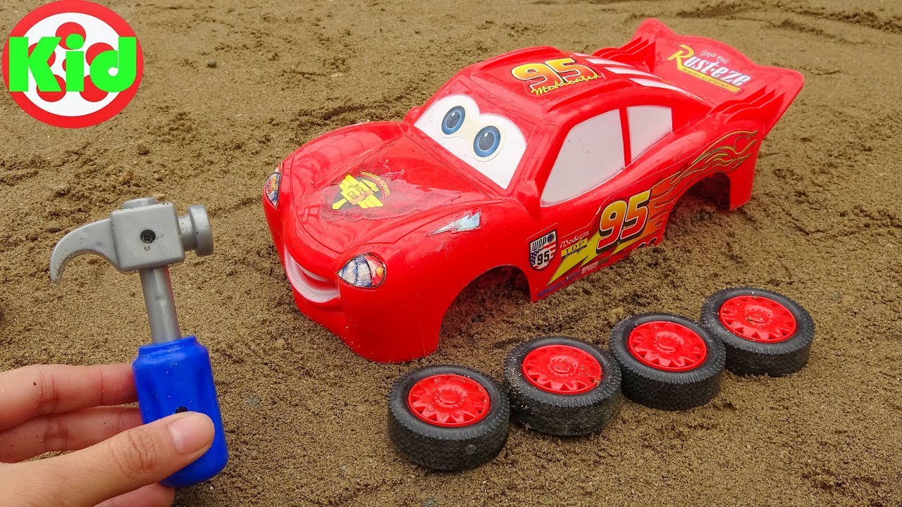 Lắp ráp xe ô tô đua lightning mcqueen - đồ chơi trẻ em B1246P Kid Studio