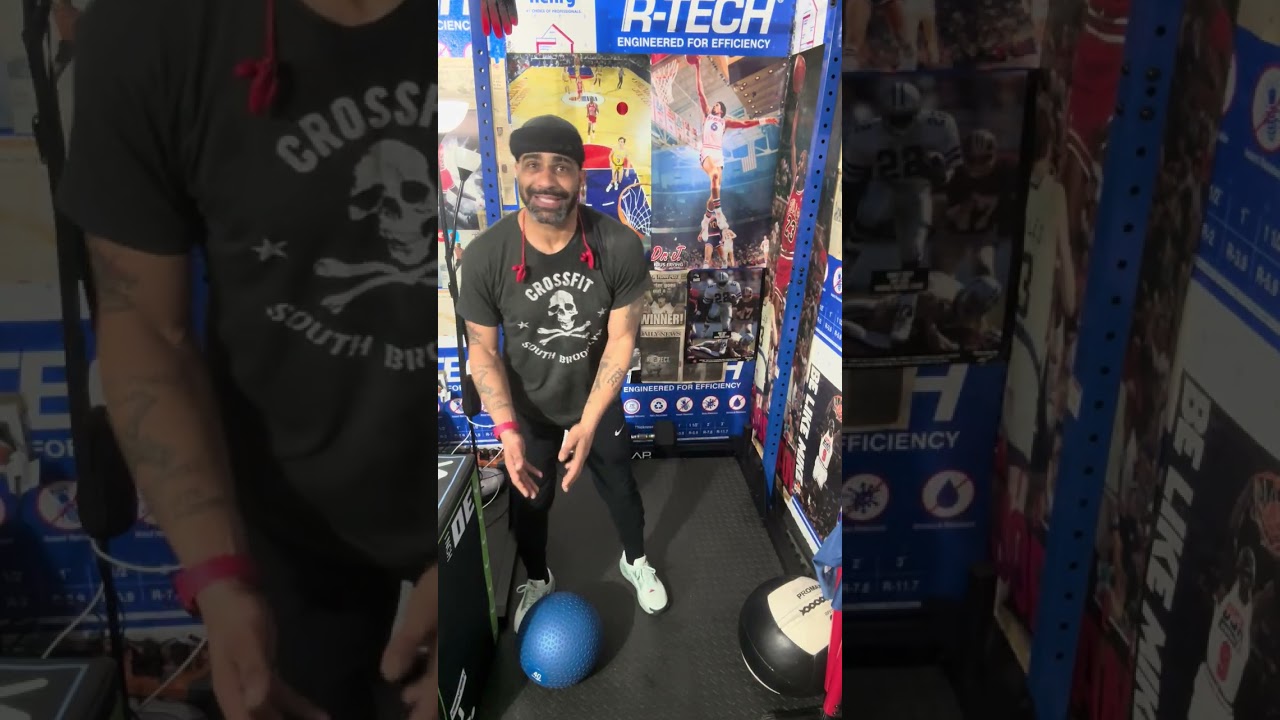 One of my favorite exercises using a medicine ball!! #fitness #motivation  