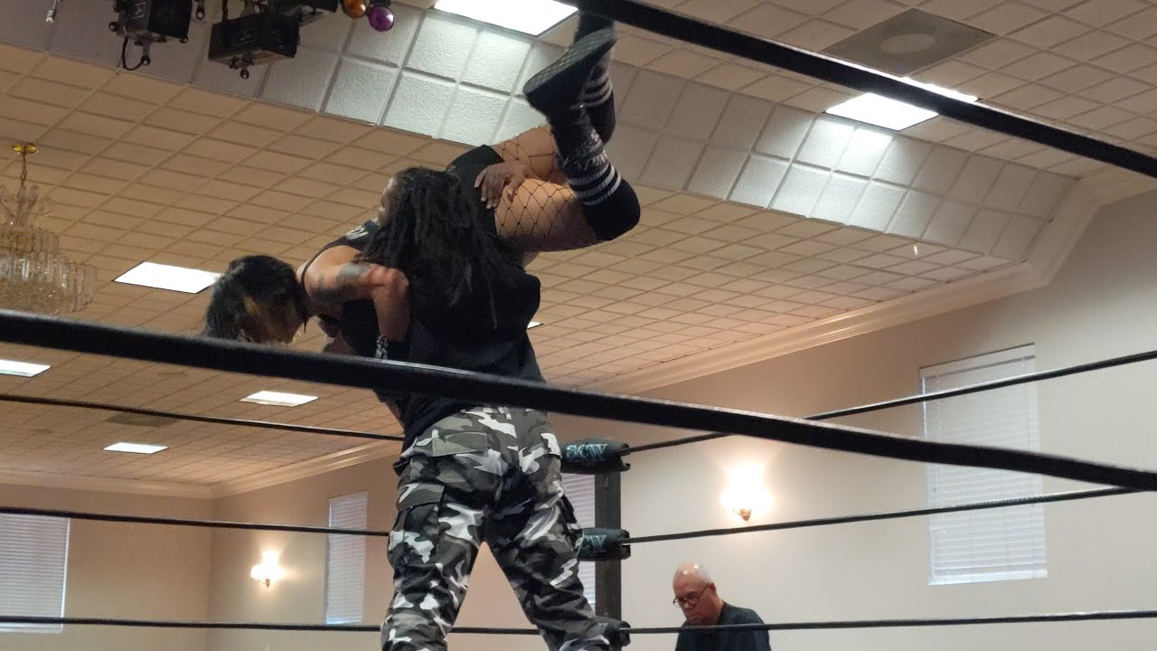Christina Von Eerie vs Beatrice Domino Indy Wrestling! SCW Femme Fatale Santa Clara CA 09/09/23