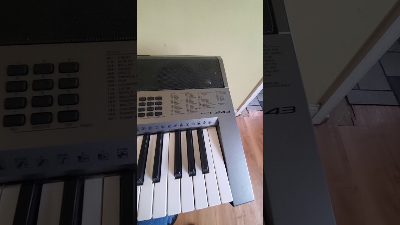Funciones de yamaha E 443