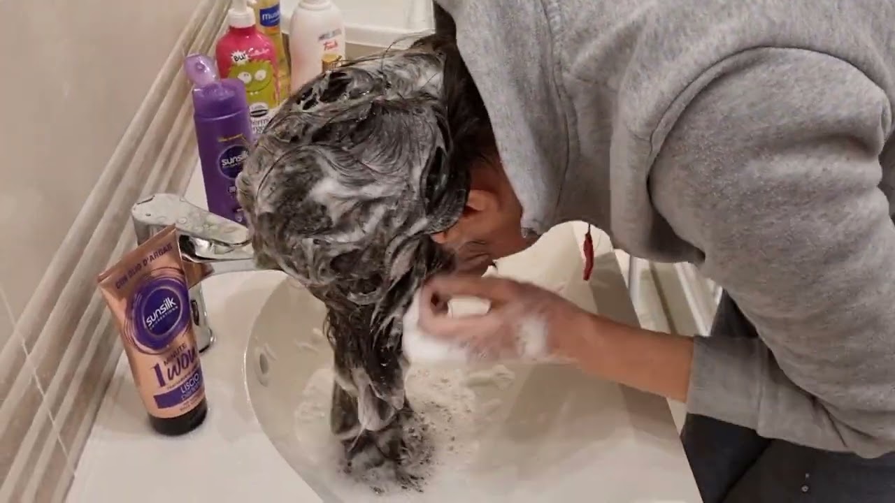 ASMR Relax sound- shampoo sound relaxing brushing