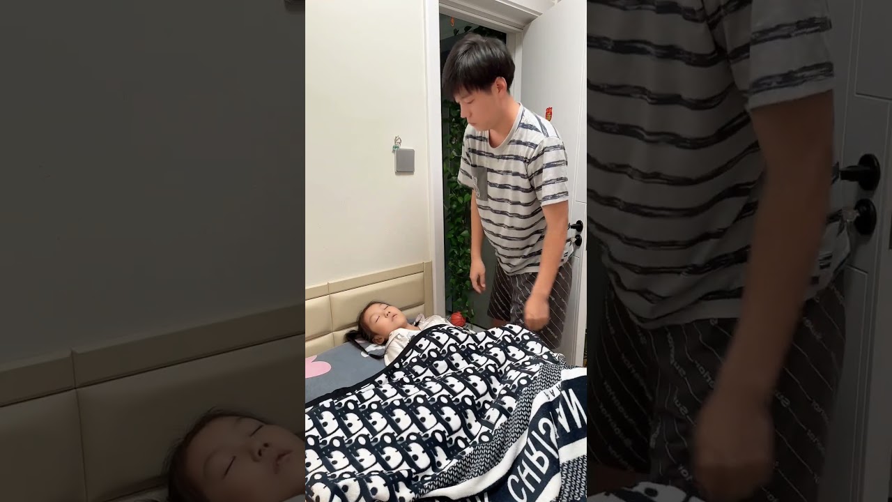 The girl was actually tricked by her father!#funny #cute #comedy