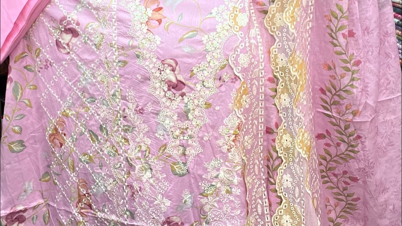 পাইকারি দামে ঈদের কেনাকাটা