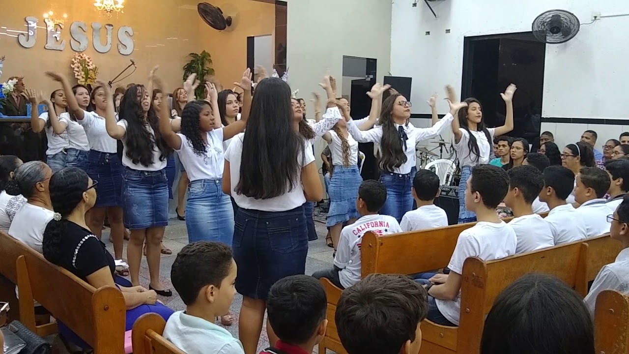 Grupo de gestos do DEJEADALPE Cruz 1 - Sobrenatural