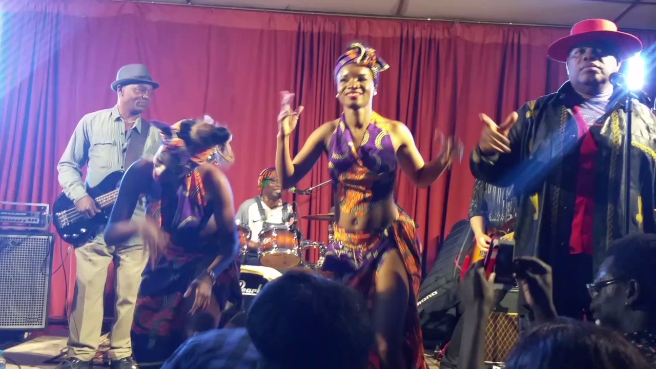 Kanda Bongoman Live in Adelaide 4 Nov 2016 @Don Kopernika Hall