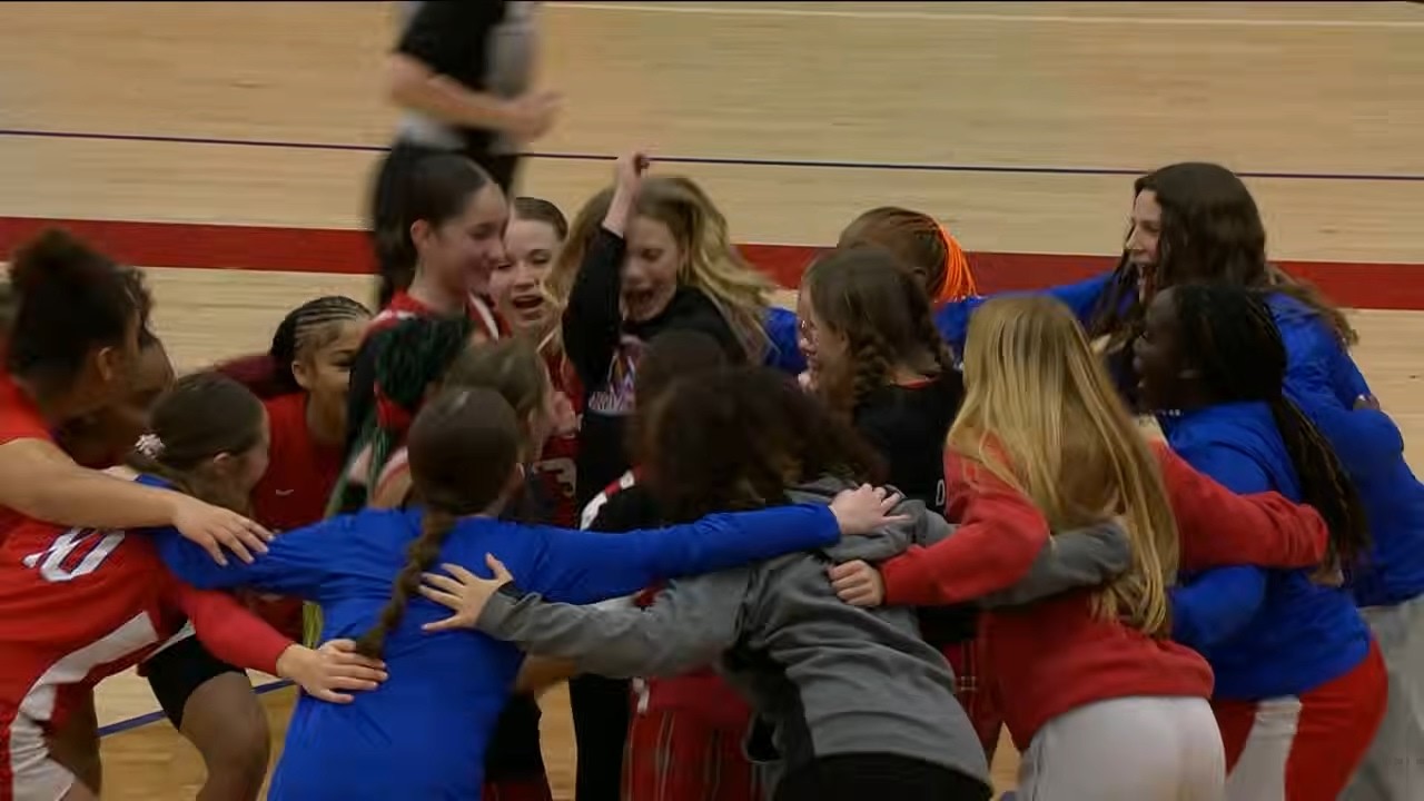 Girls Basketball | Armstrong vs. Rogers High School