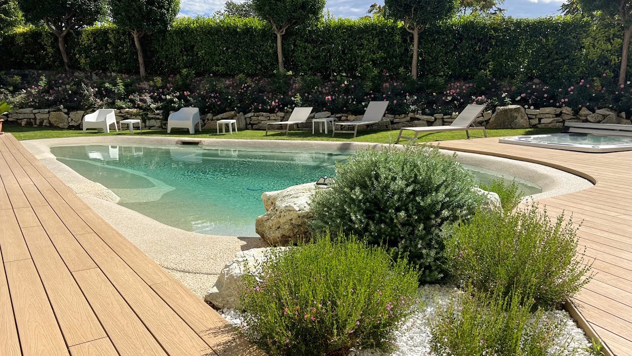Realizzazione giardino e piscina Biodesign da 45m²  Hotel Ristorante Ferranti di Serrapetrona