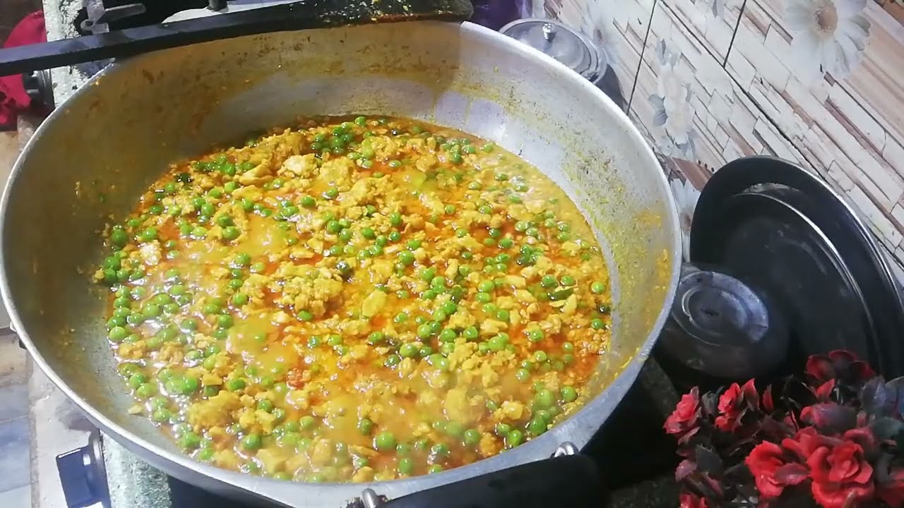 Dhaba style matar keema recipe | Kemma Matar | By punjabi handi