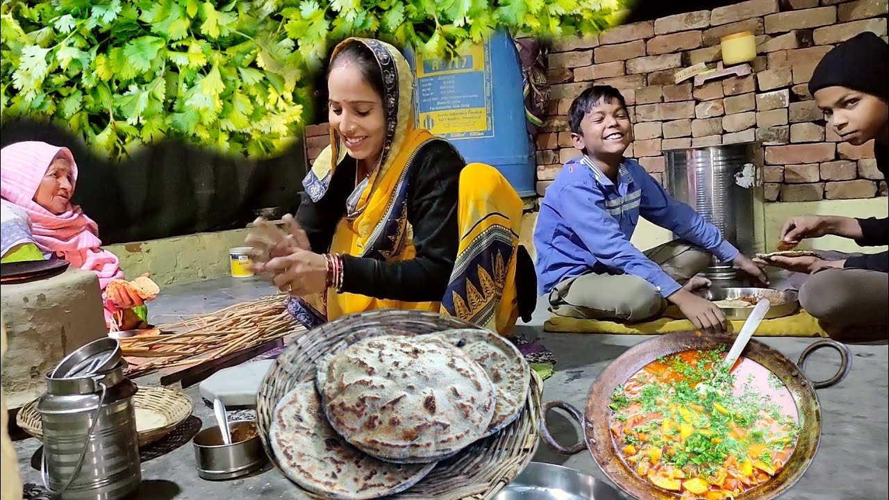 आलू टमाटर की सब्जी ऐसे बनाओगे तो दो रोटी ज्यादा ही खाओगे | Aalu Tamatar Ki Sabji | Soni Village Life