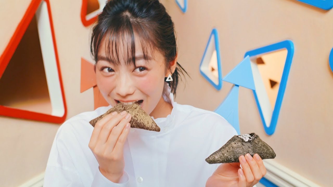 “みーたん”高田夏帆、宮野真守&寺島拓篤のイケボにキュン死！「どっちがいいの？」誘惑ボイスに注目　マクドナルド『三角チョコパイ』新CM「食べくらべちゃう？」篇