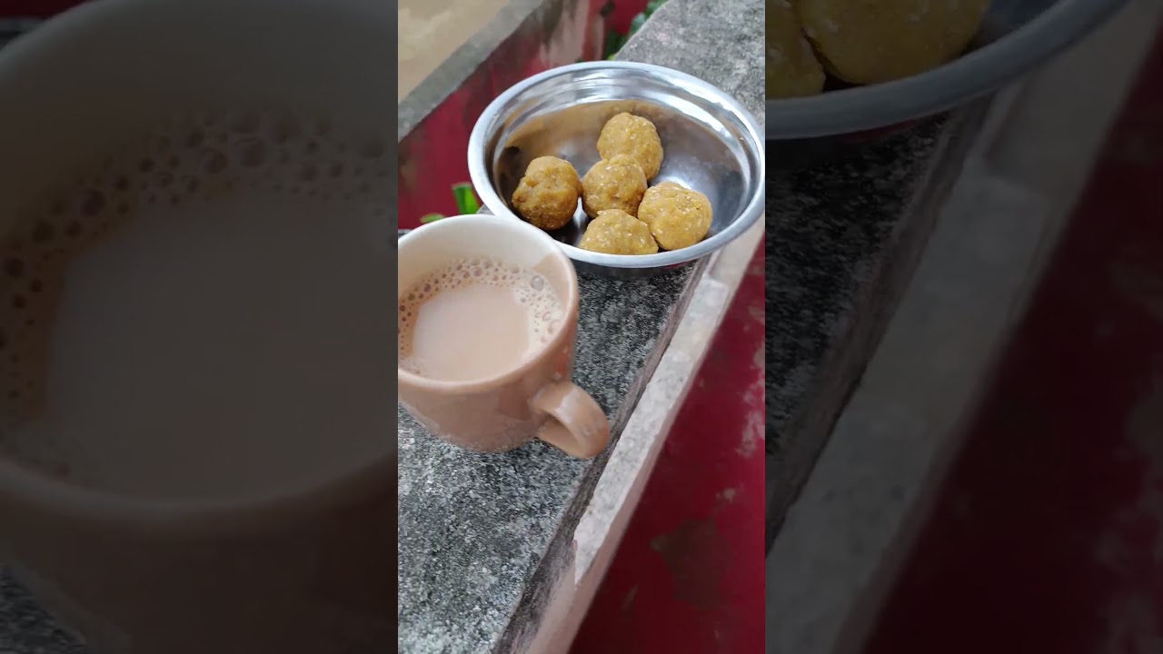 Hi friends Waanga tea kudikkalam marakkama enga channel labsuscribe pannunga friends 