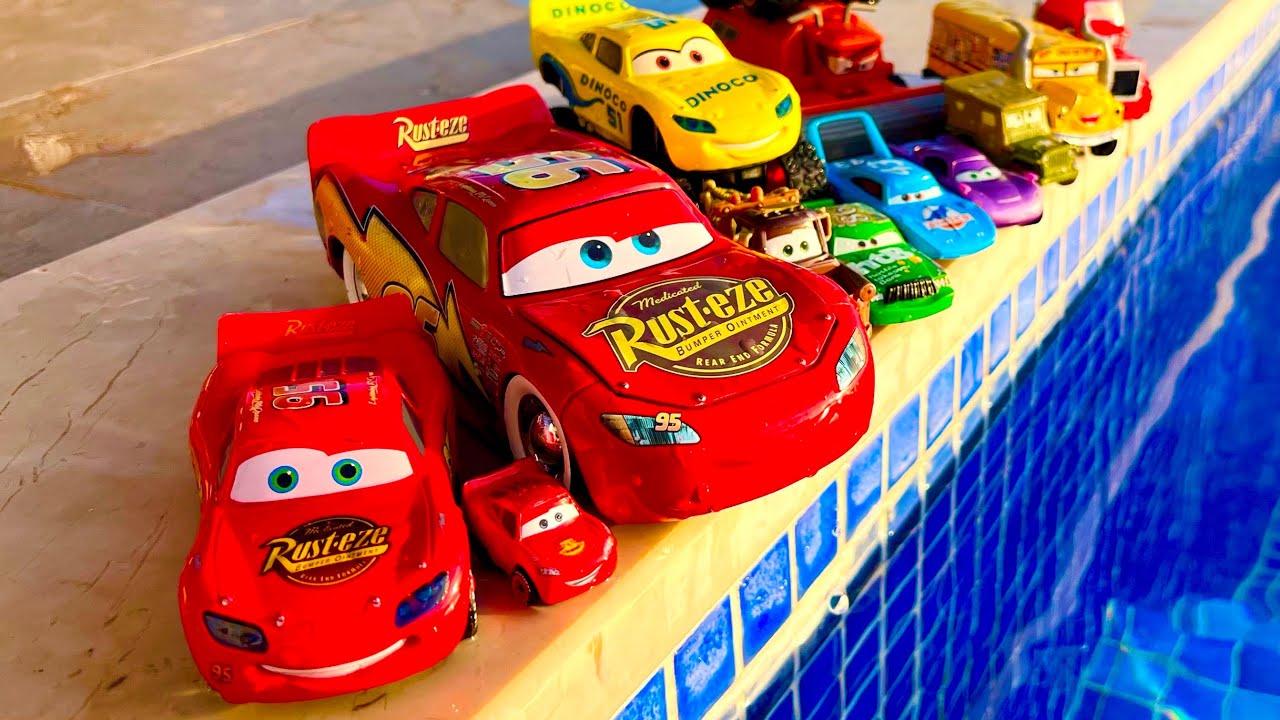 Disney Pixar Cars toys Review | Lightning McQueen, Finn McMissile, Mack, Doc Hudson,Cruz Ramirez