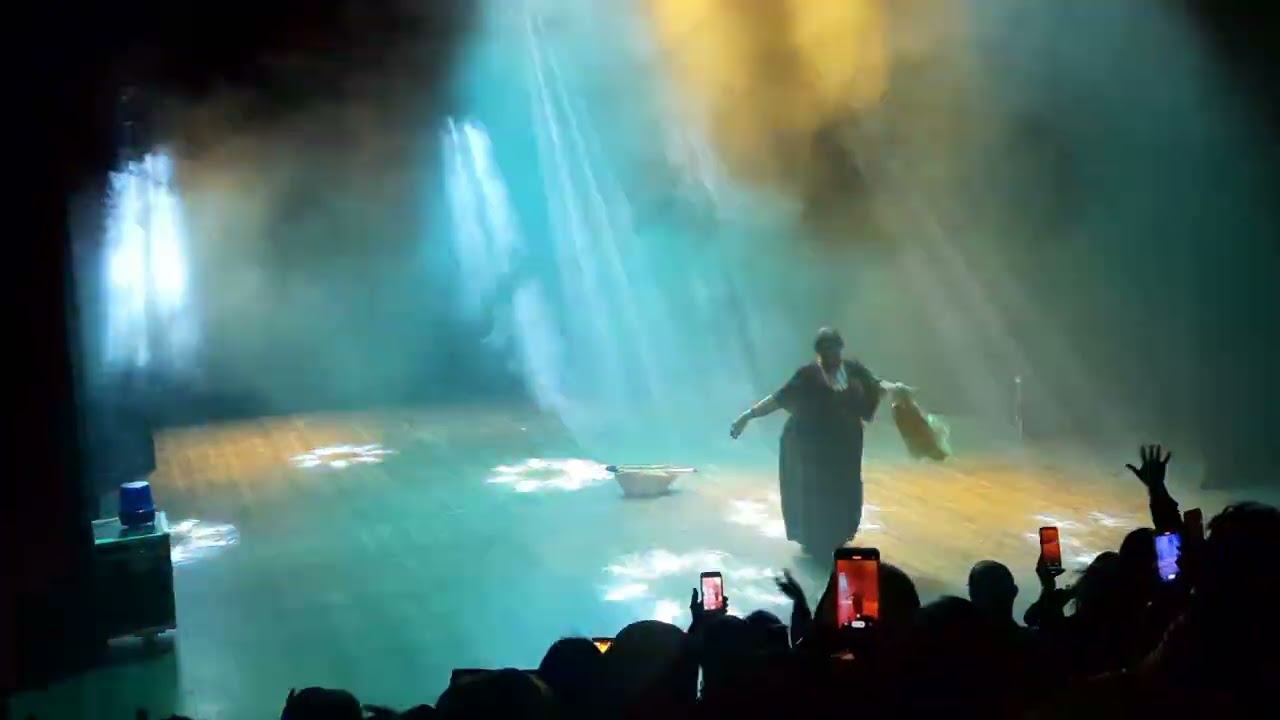 مسرحية معز تومي في ستوكهولم #القرهمانة