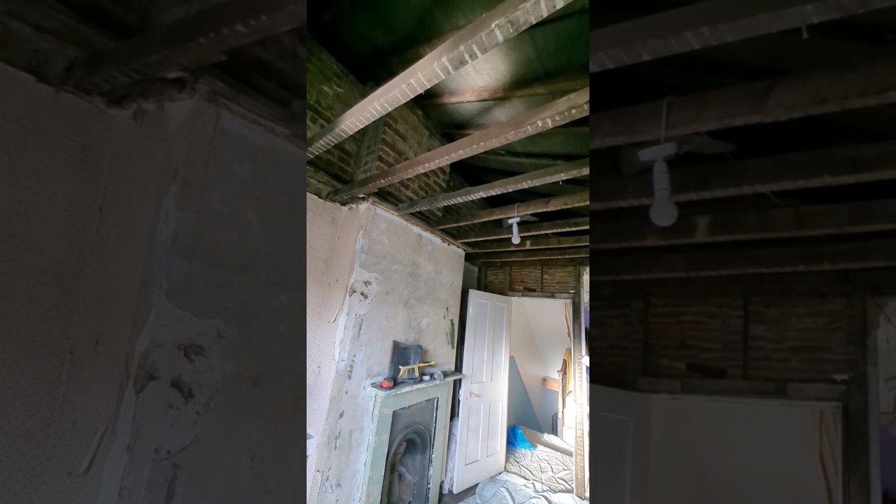 When you uncover the vaulted ceiling of dreams 😍 #bathroomremodel #renovation #diyprojects #diy