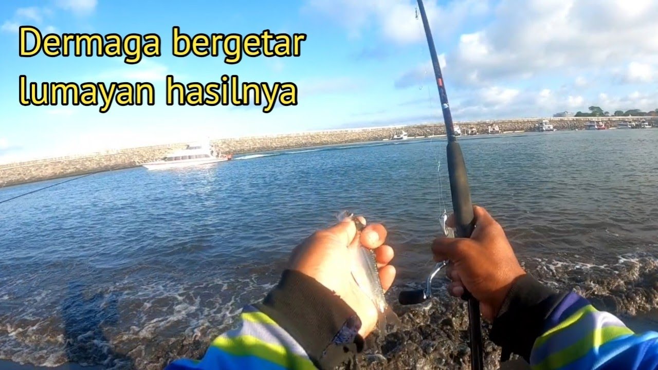 Mancing di dermaga Sanur