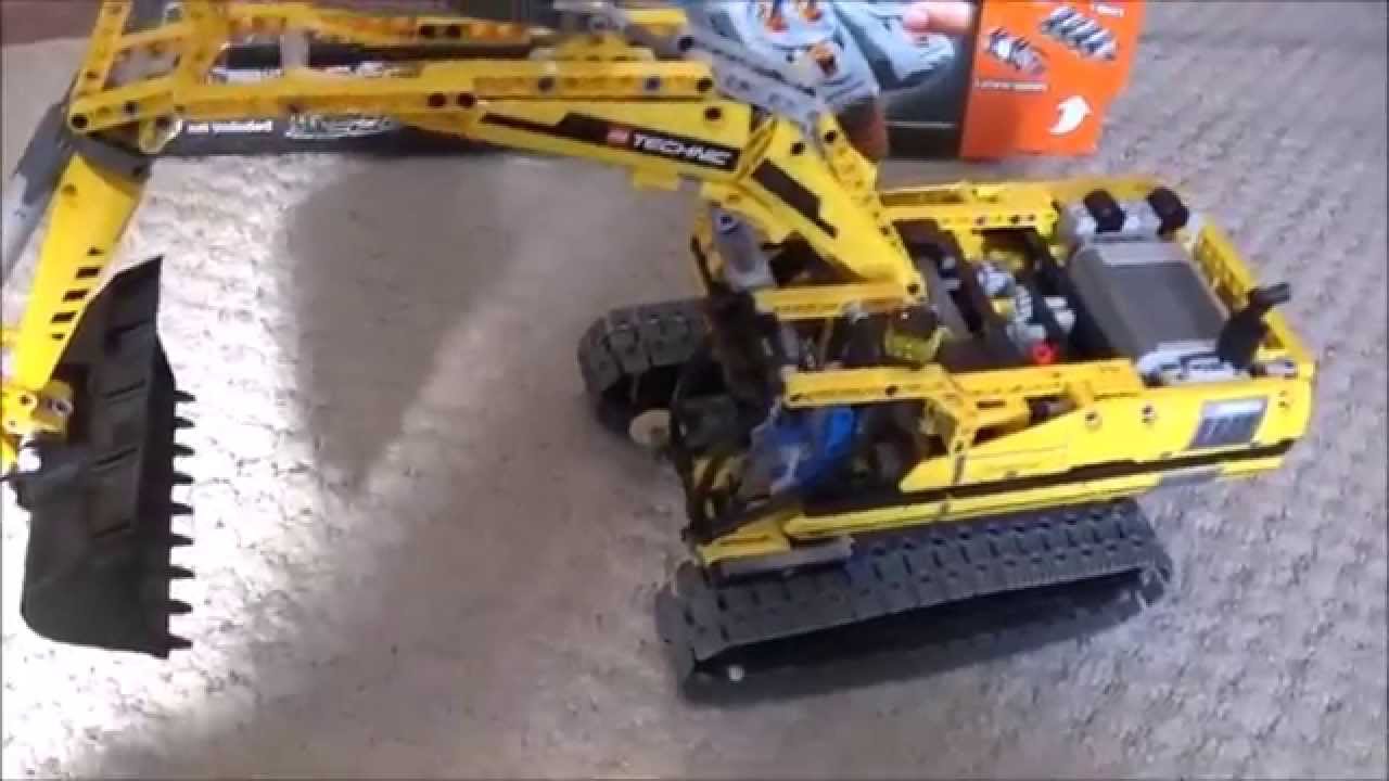 LEGO Technic Motorized Excavator 8043 REVIEW