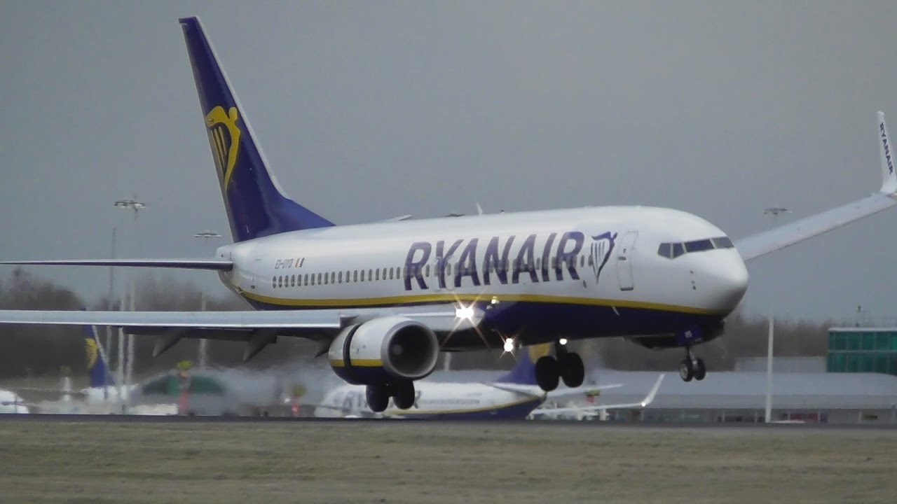 Pilot Applies Reverse Thrust in Midair on Landing at Stansted Airport