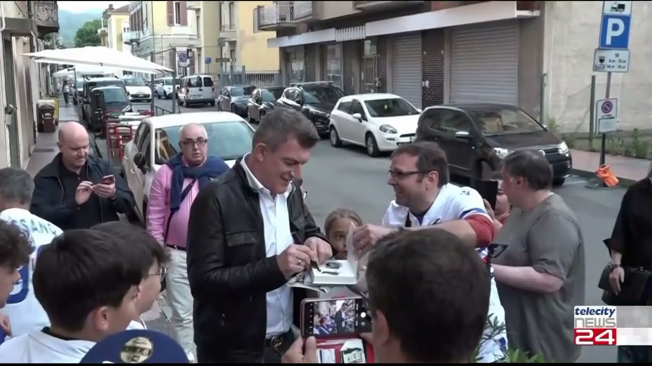 05/06/23 - L'ex campione Gianluca Pagliuca incanta un teatro Splendor tutto blucerchiato