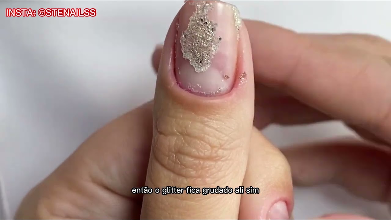COMO REMOVER A UNHA POSTI&Ccedil;A SEM DANIFICAR SUA UNHA NATURAL