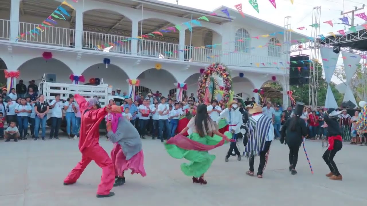 Festividad en Atotonilco de Horcasitas Gro. Paseo de Pendón 2023.