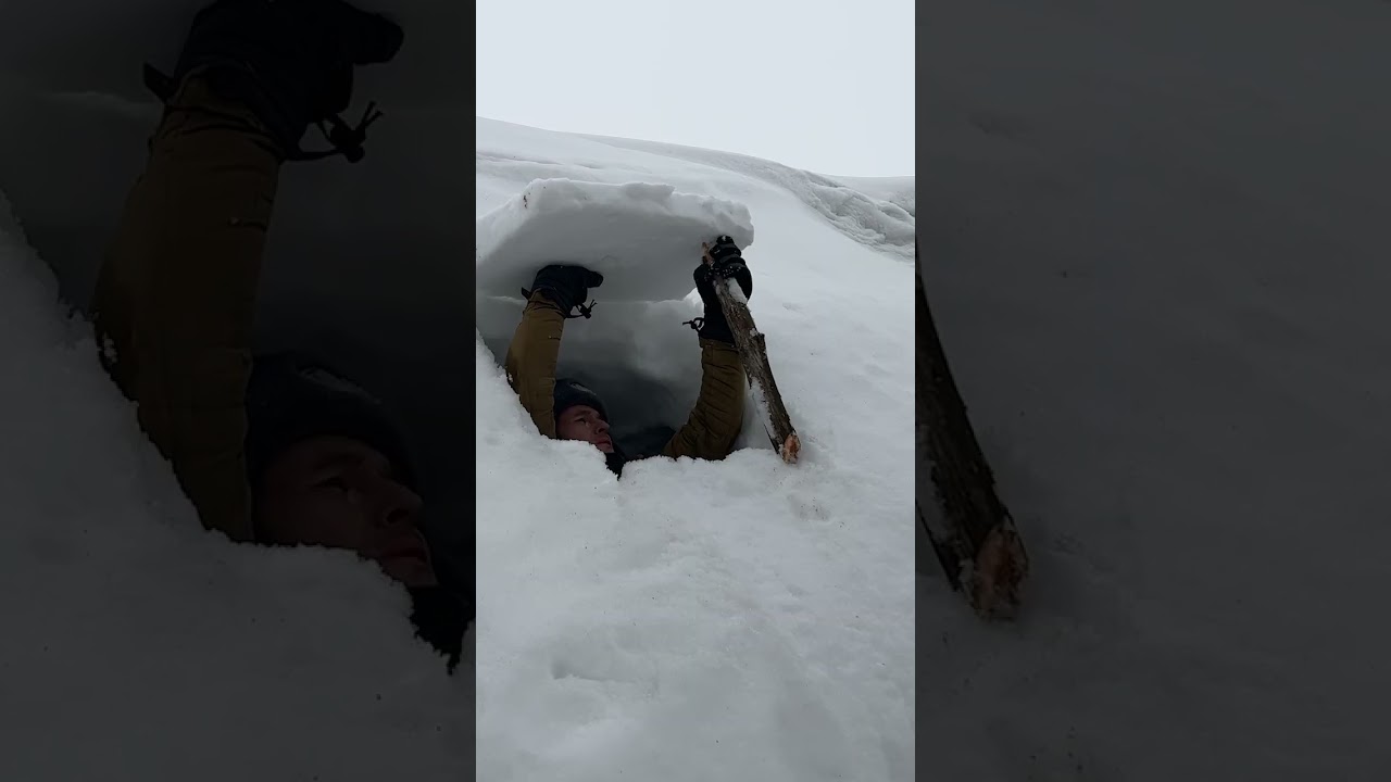 2 DAYS in the Snow cave / Giant Winter Bushcraft Shelter ASMR