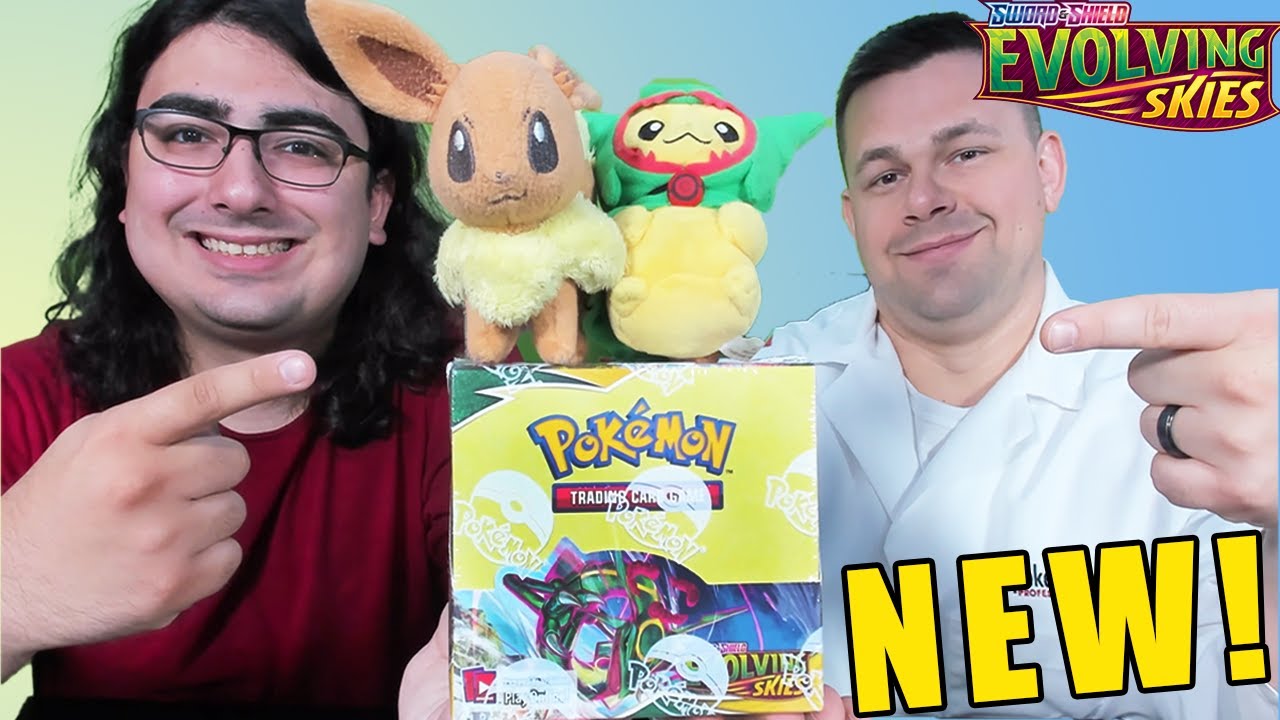 OPENING AN INCREDIBLE *BRAND NEW* EVOLVING SKIES BOOSTER BOX OF POKEMON CARDS!
