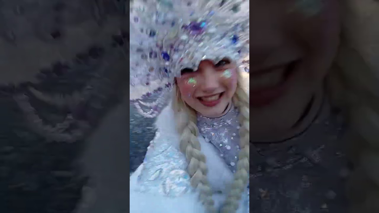 Праздник! Дед Мороз и Снегурочка!!!#праздник  #новыйгод #дети#happy #festival #live #newyear #dream