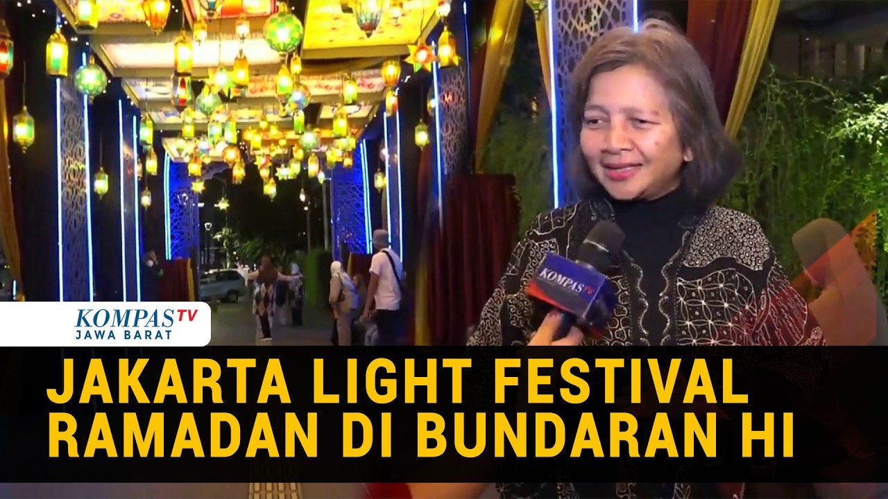 Warga Padati Jakarta Light Festival Ramadan di Bundaran HI