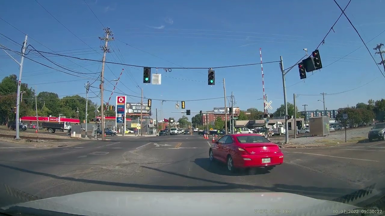 MEMPHIS, TN / MIAMI AVE, ROBINHOOD LN, KIMBALL AVE, PRESCOTT RD, RADFORD RD, S HIGHLAND ST, MACON RD