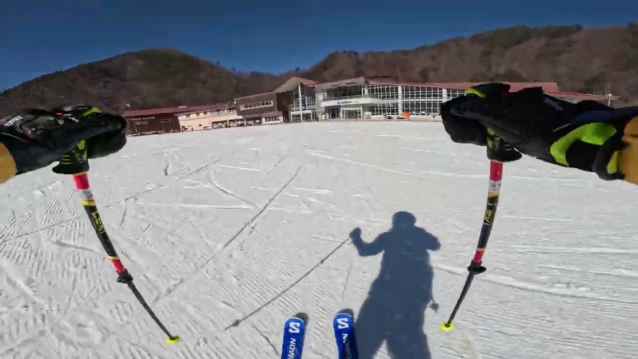 Ski 20260217 오투리조트 스키장 글로리2 - 마눌이 영상찍어줌, 곤돌라 운행한다는 방송 듣고 헐레벌떡 곤돌라로 ㄱㄱ