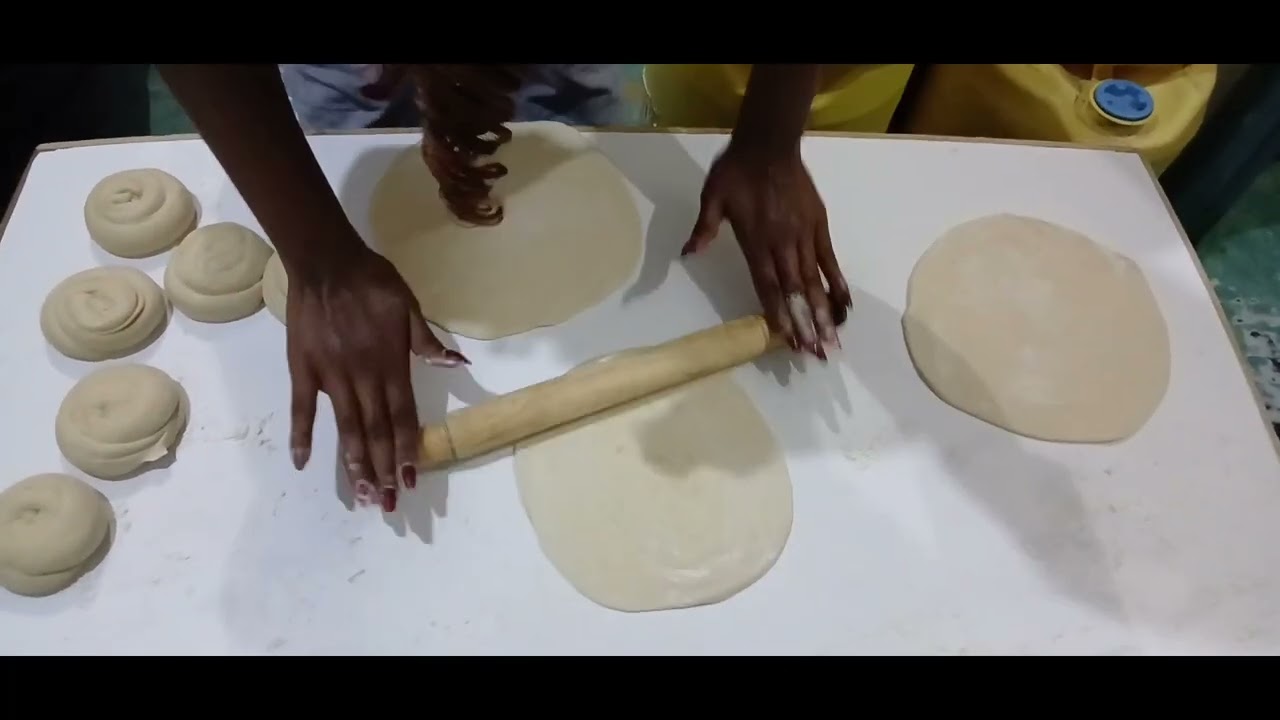 Simple Chapati Recipe//Happy hoilidays//Vlogmas