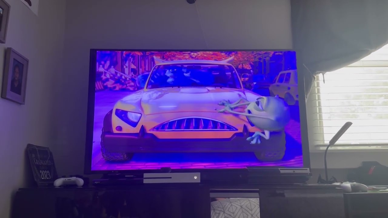 Mike's New Car: Mike's Scream of Pain (Multilanguage)