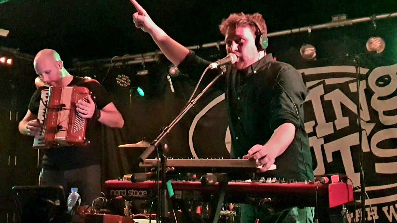 Face the West live - Crossing the Minch. King Tut's Wah Wah Hut, Glasgow (14 February 2025)