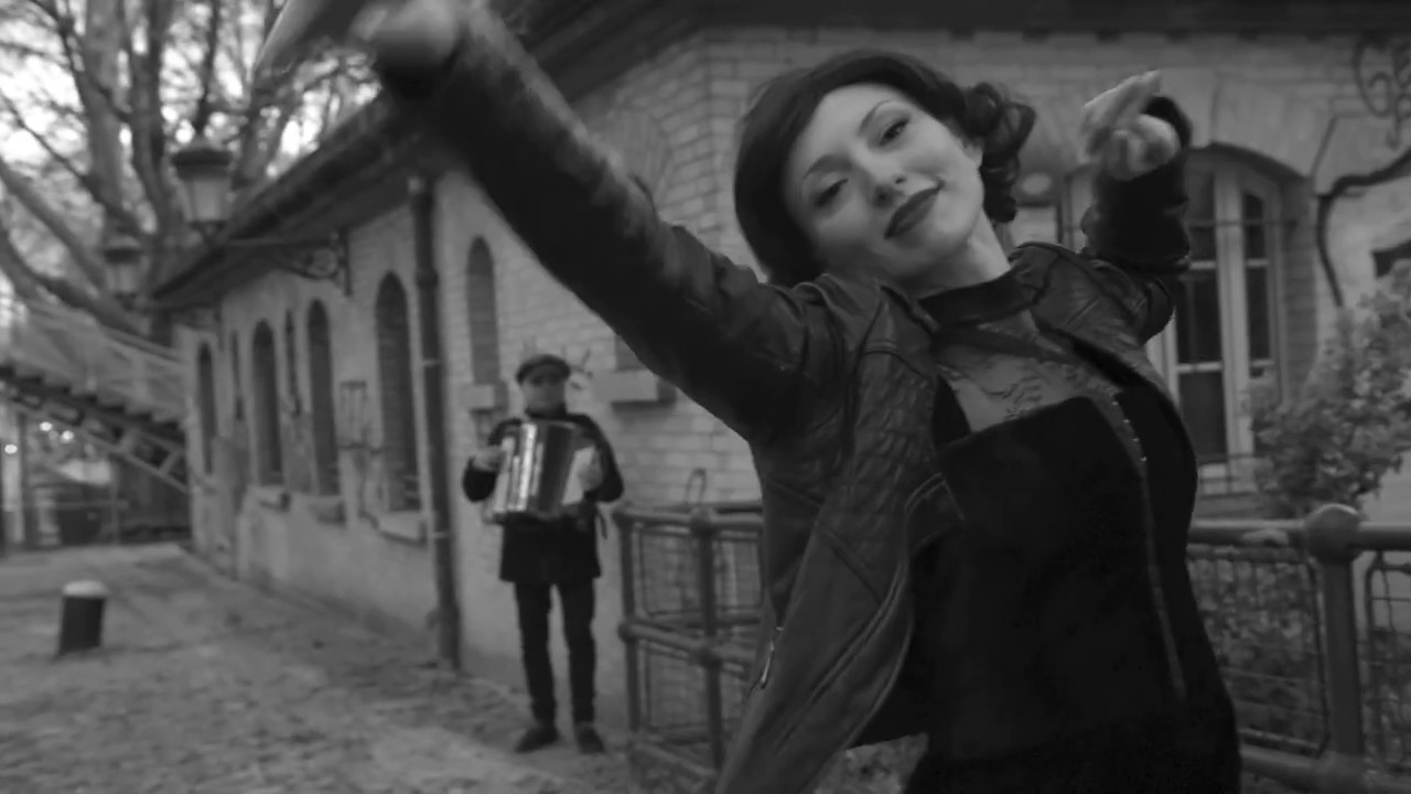 L'ACCORDEONISTE - Viktoriya Vasalati chante Edith Piaf