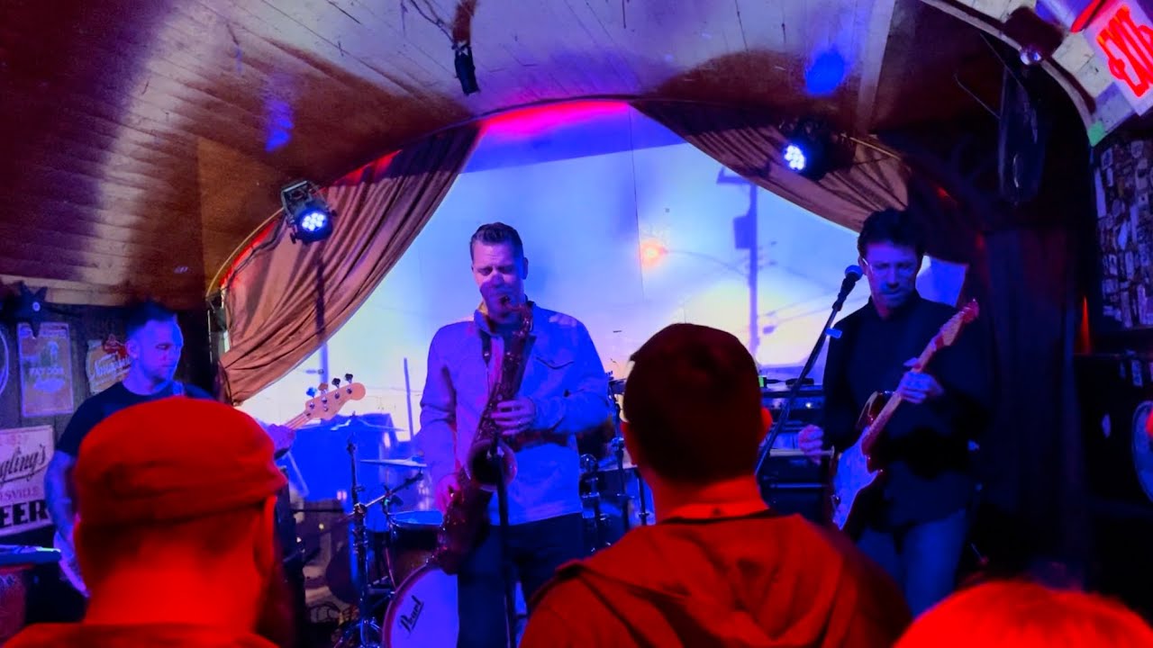Crozet - My Racing Heart (feat. Carl Cox) live at Kung Fu Necktie Philadelphia 12/3/22